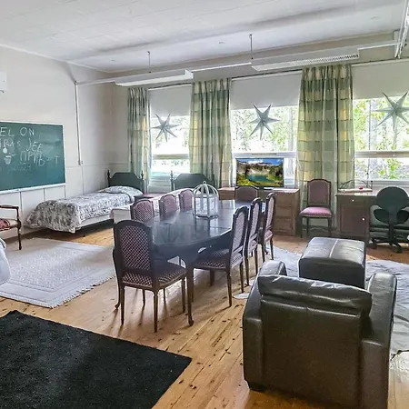 Kelloselkae B By Interhome Kelola